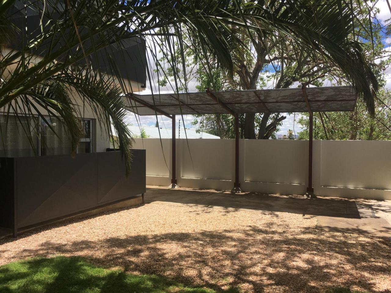 Suiderhof Self-Catering Hotel Windhoek Exterior foto