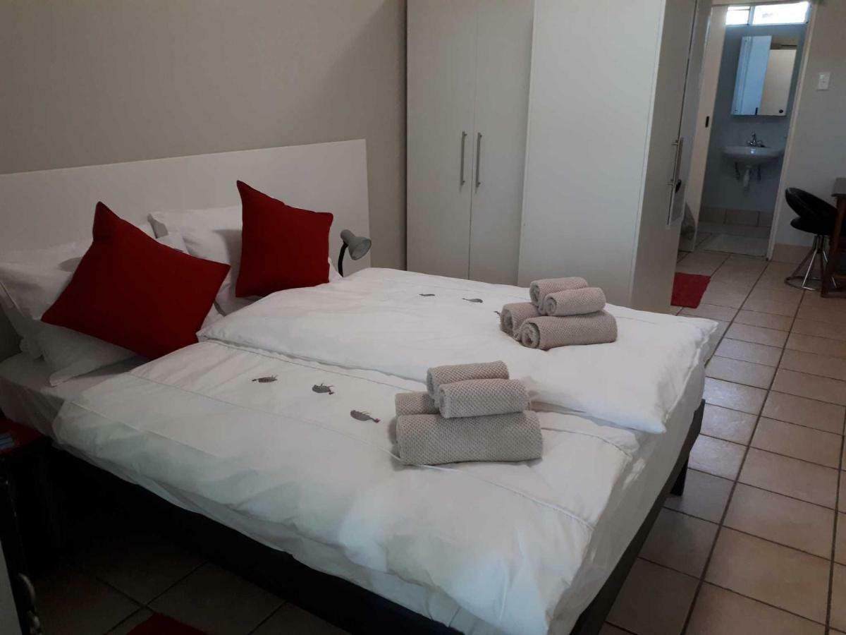 Suiderhof Self-Catering Hotel Windhoek Exterior foto